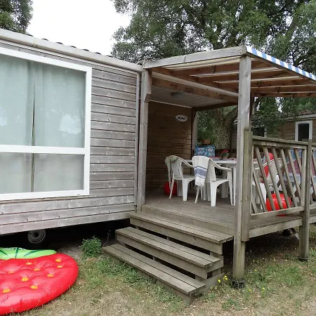 Camping Sunissim L'airial By Locatour Camping 4*