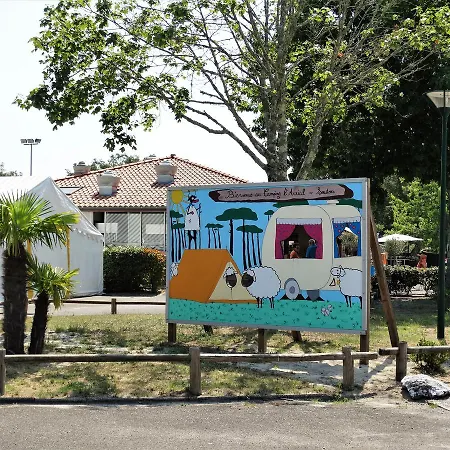 Campsite Camping Sunissim L'airial By Locatour Soustons