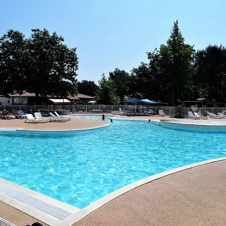 Camping Camping Sunissim L'airial By Locatour 4*